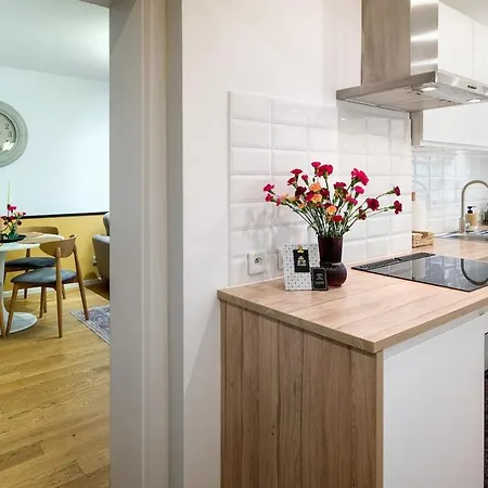 Tomasza 25 2 Apartament