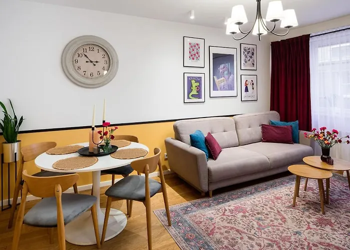 Tomasza 25 2 Apartament *